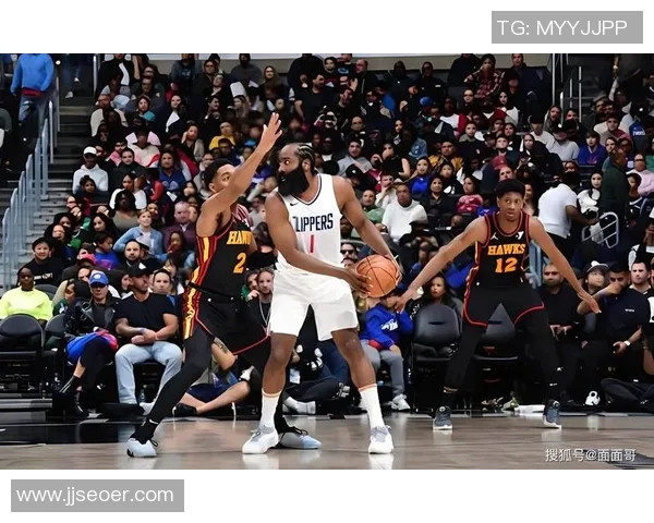 哈登贡献27分9助攻伦纳德添21分快船客场轻取老鹰展现强大实力